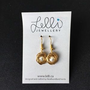 Hanging earrings